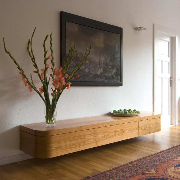 .radix | Her9 | abgerundetes wandhängendes Lowboard, Kirschbaum Furnier mit Unterflurbeleuchtung .radix | Her9 | abgerundetes wandhängendes Lowboard, Kirschbaum Furnier mit Unterflurbeleuchtung 1