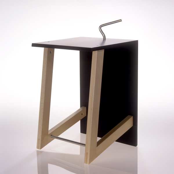 radix | add hoc | Hocker, Multiplex Birke lackiert, Fuß Buche gebleicht radix | add hoc | Hocker, Multiplex Birke lackiert, Fuß Buche gebleicht