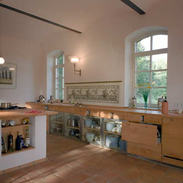 .radix | Ham | Landhausküche in Ahorn massiv mit Stahl und Glas .radix | Ham | Landhausküche in Ahorn massiv mit Stahl und Glas 2